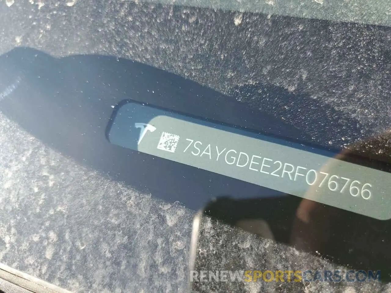 12 Photograph of a damaged car 7SAYGDEE2RF076766 TESLA MODEL Y 2024