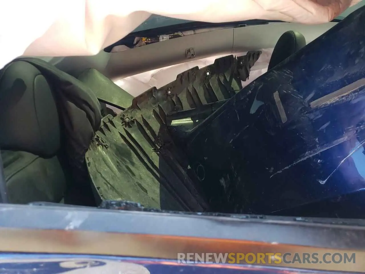 11 Photograph of a damaged car 7SAYGDEE2RF083216 TESLA MODEL Y 2024