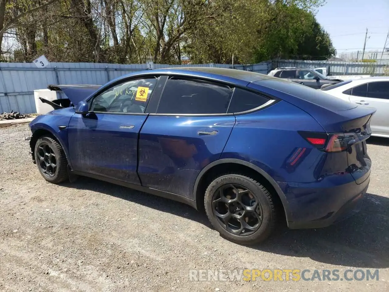 2 Photograph of a damaged car 7SAYGDEE2RF083216 TESLA MODEL Y 2024