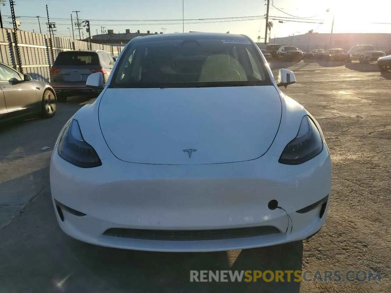 5 Photograph of a damaged car 7SAYGDEE2RF088125 TESLA MODEL Y 2024