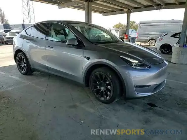 10 Photograph of a damaged car 7SAYGDEE2RF149327 TESLA MODEL Y 2024