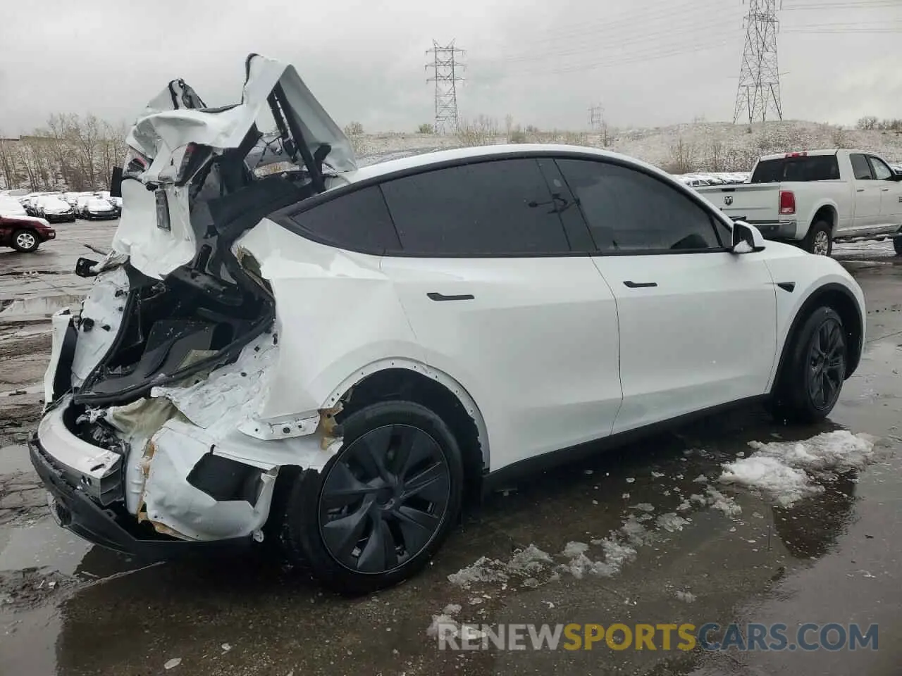 3 Photograph of a damaged car 7SAYGDEE2RF160327 TESLA MODEL Y 2024