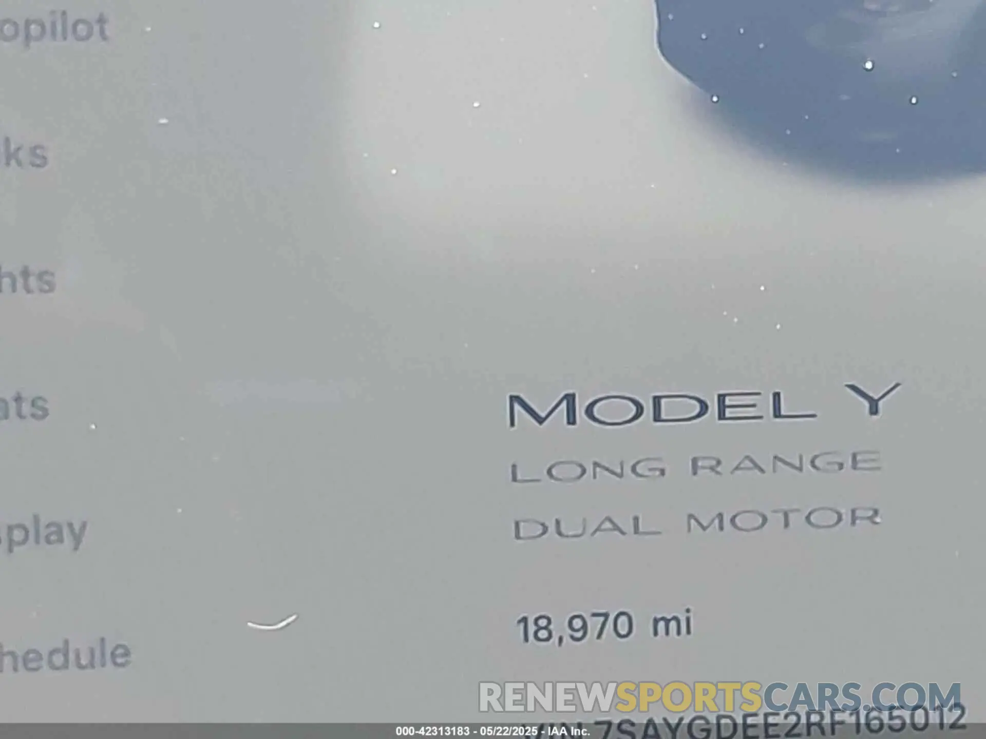 15 Photograph of a damaged car 7SAYGDEE2RF165012 TESLA MODEL Y 2024