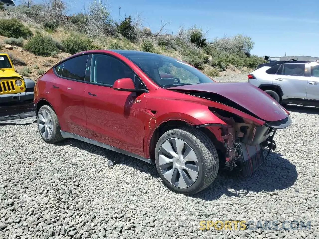 4 Photograph of a damaged car 7SAYGDEE2RF988958 TESLA MODEL Y 2024
