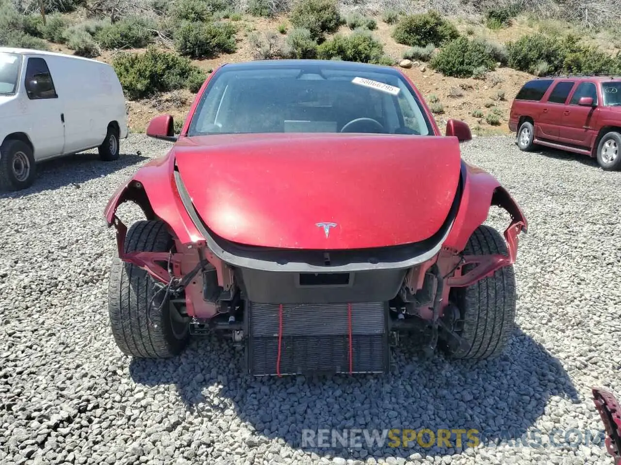 5 Photograph of a damaged car 7SAYGDEE2RF988958 TESLA MODEL Y 2024