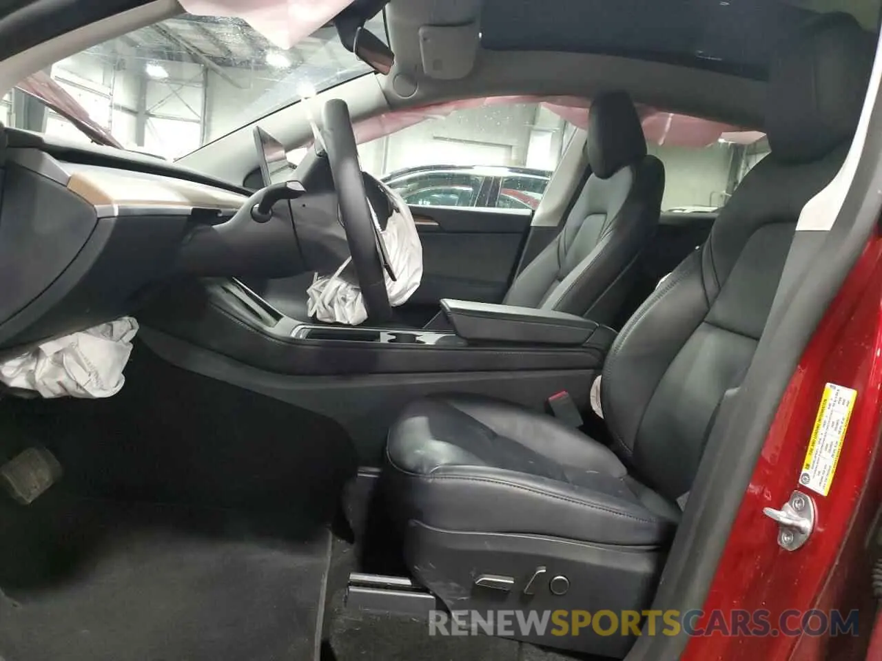 7 Photograph of a damaged car 7SAYGDEE2RF993786 TESLA MODEL Y 2024