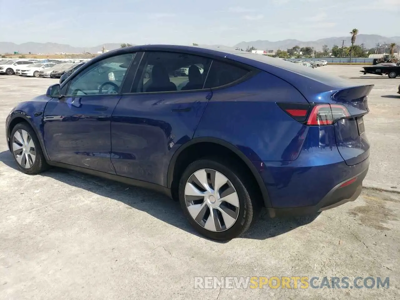 2 Photograph of a damaged car 7SAYGDEE3RA214702 TESLA MODEL Y 2024