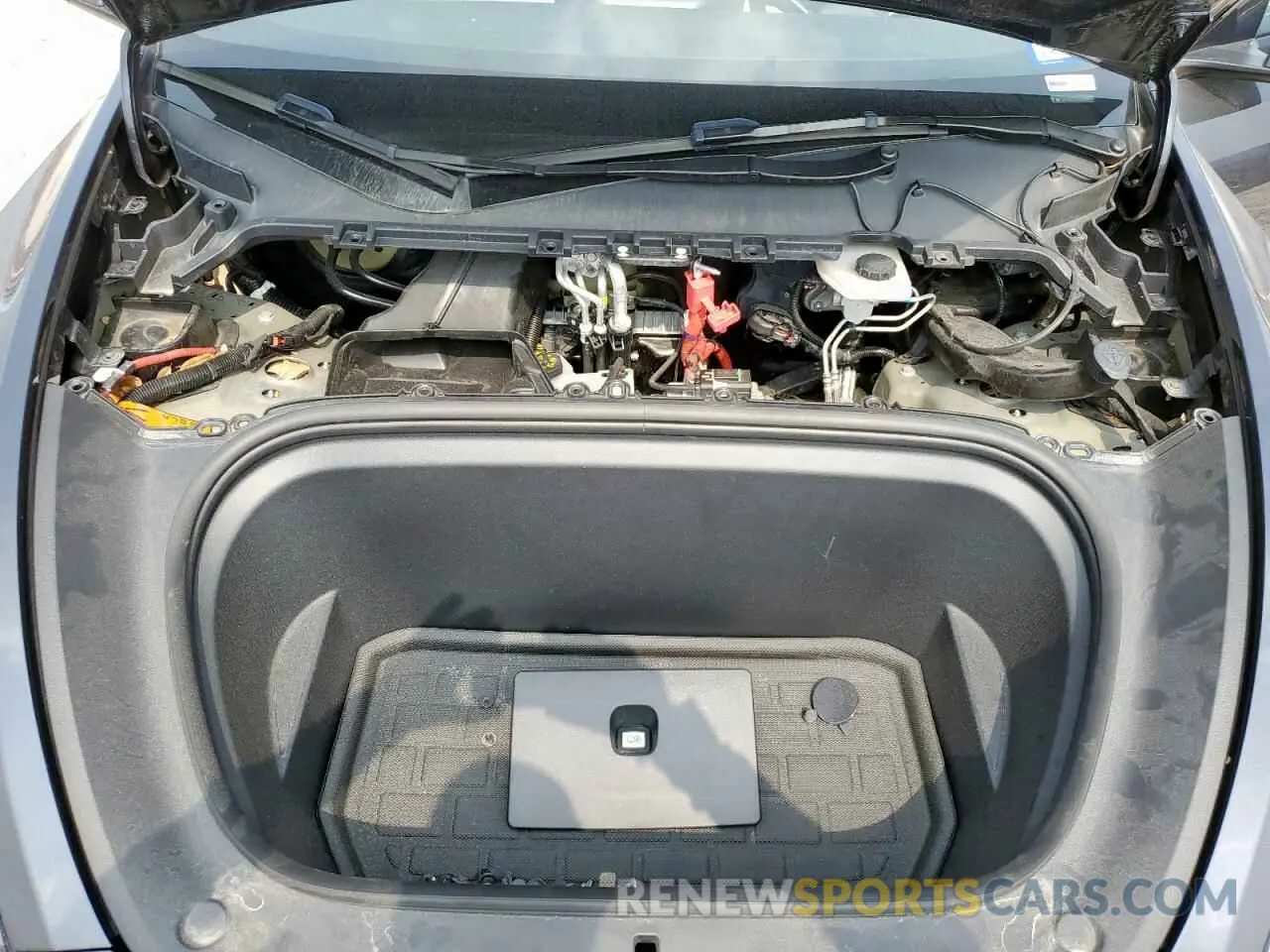 11 Photograph of a damaged car 7SAYGDEE3RA221844 TESLA MODEL Y 2024