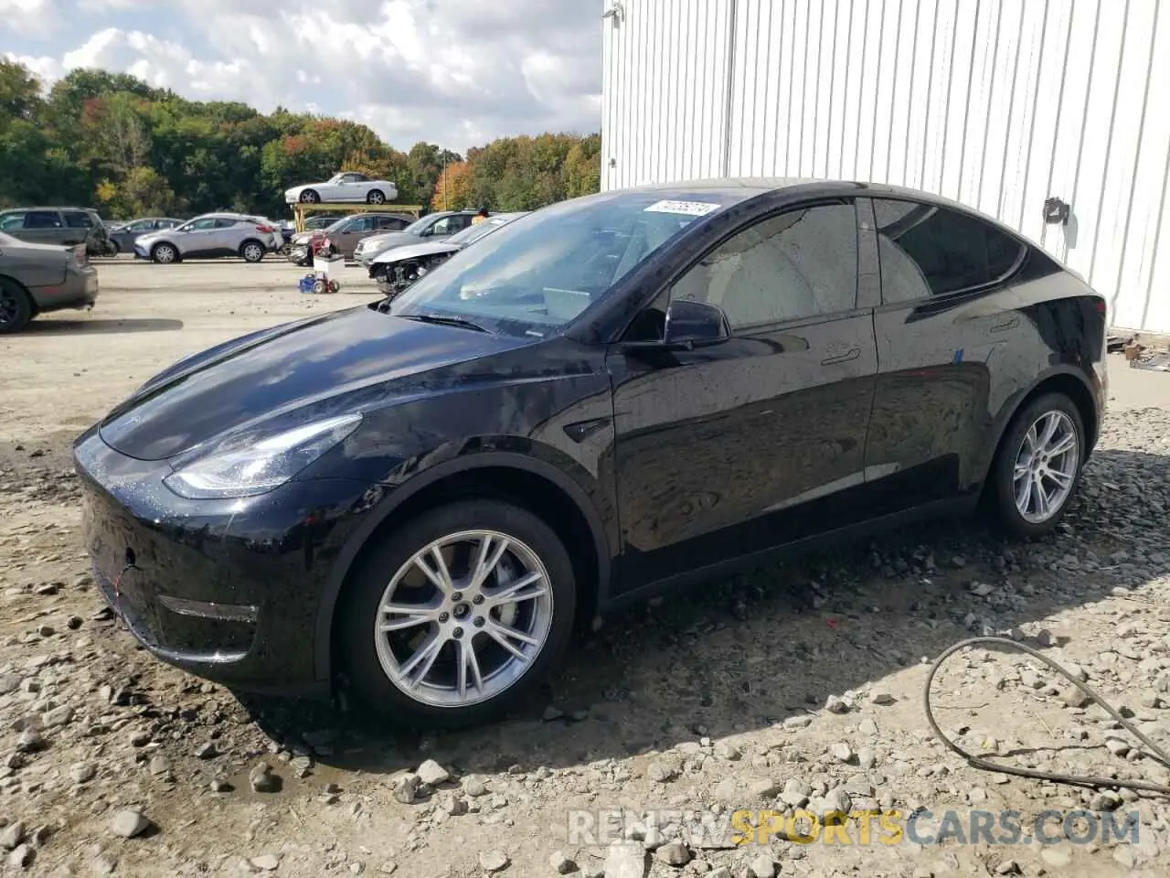 1 Photograph of a damaged car 7SAYGDEE3RA227935 TESLA MODEL Y 2024
