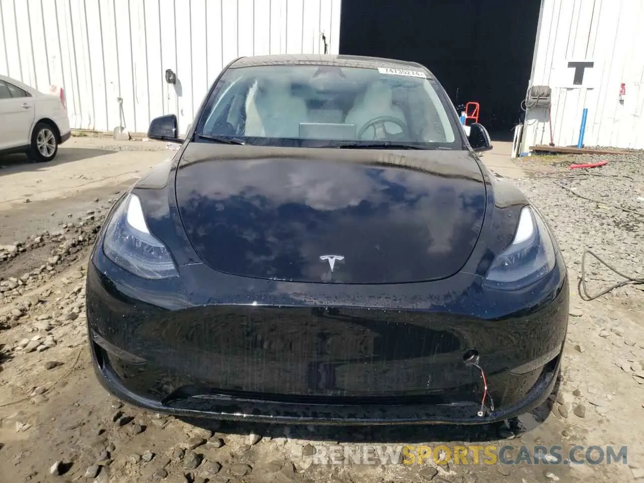 5 Photograph of a damaged car 7SAYGDEE3RA227935 TESLA MODEL Y 2024