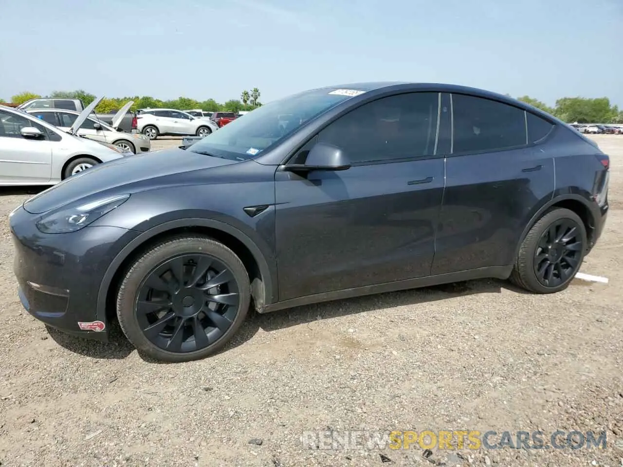 1 Photograph of a damaged car 7SAYGDEE3RA234223 TESLA MODEL Y 2024