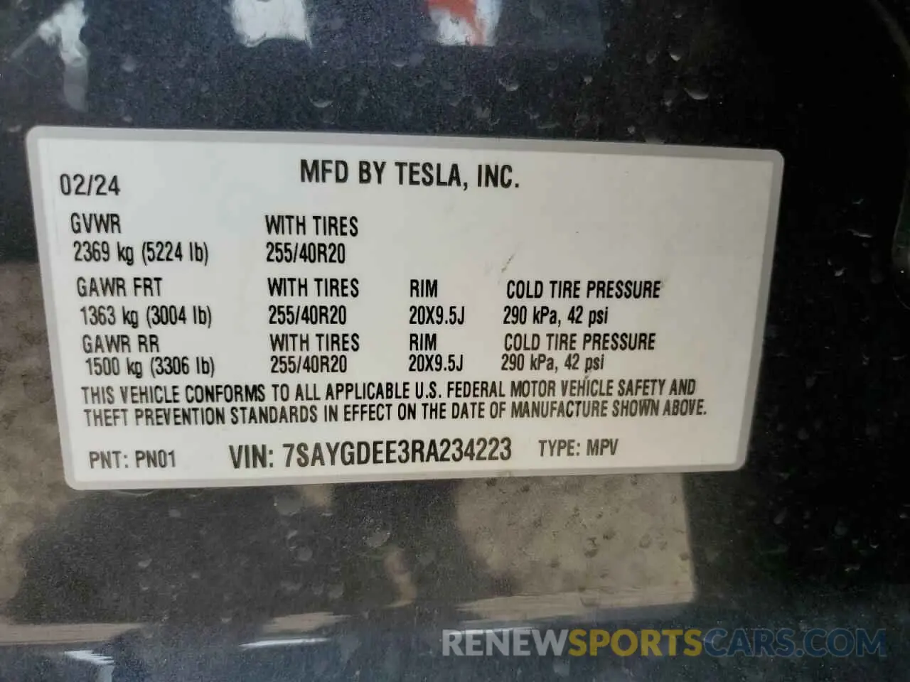 13 Photograph of a damaged car 7SAYGDEE3RA234223 TESLA MODEL Y 2024