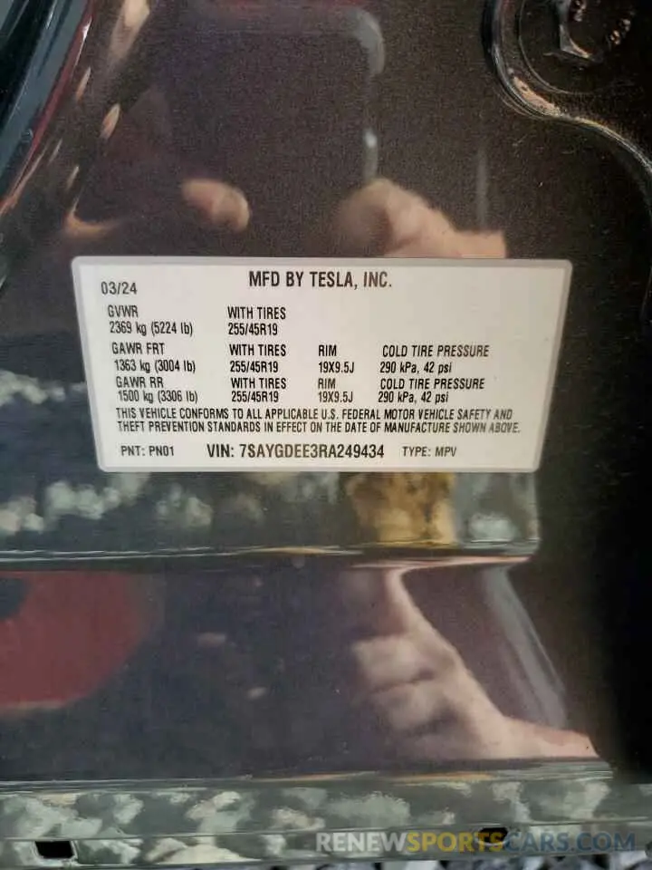 13 Photograph of a damaged car 7SAYGDEE3RA249434 TESLA MODEL Y 2024