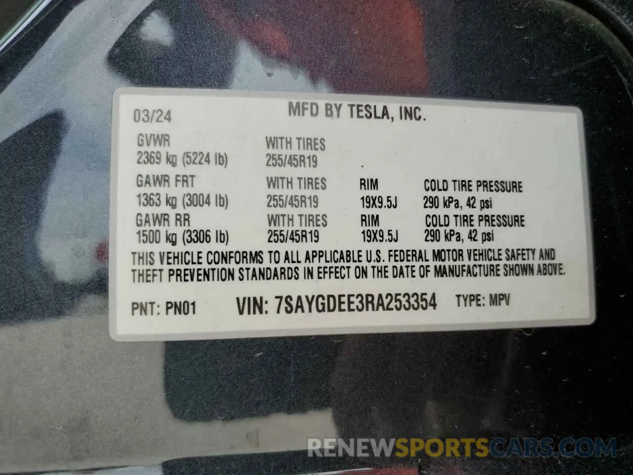 13 Photograph of a damaged car 7SAYGDEE3RA253354 TESLA MODEL Y 2024