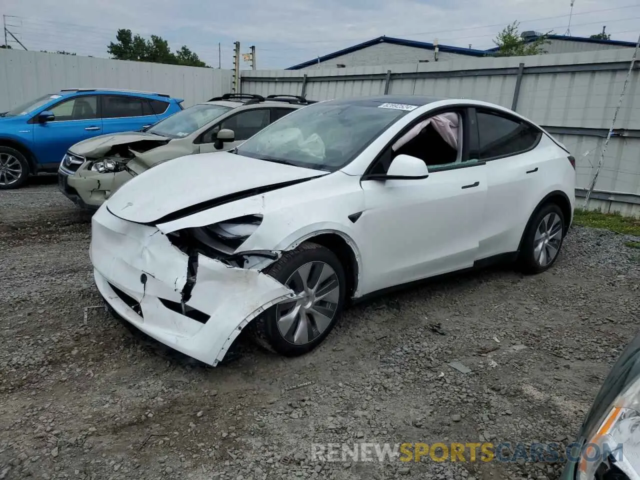 1 Photograph of a damaged car 7SAYGDEE3RA262264 TESLA MODEL Y 2024