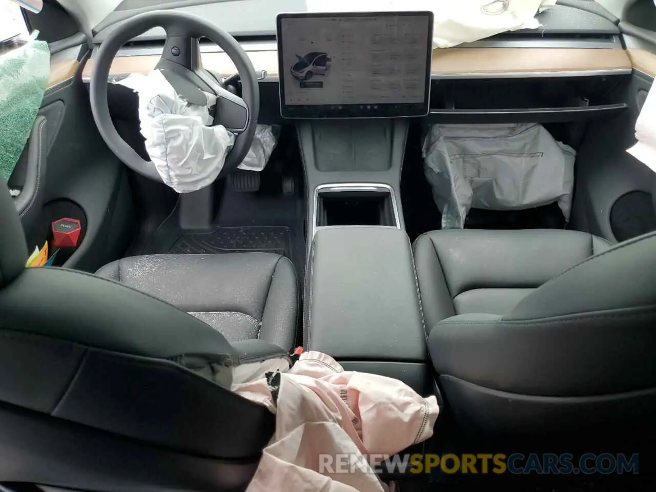 8 Photograph of a damaged car 7SAYGDEE3RA262264 TESLA MODEL Y 2024