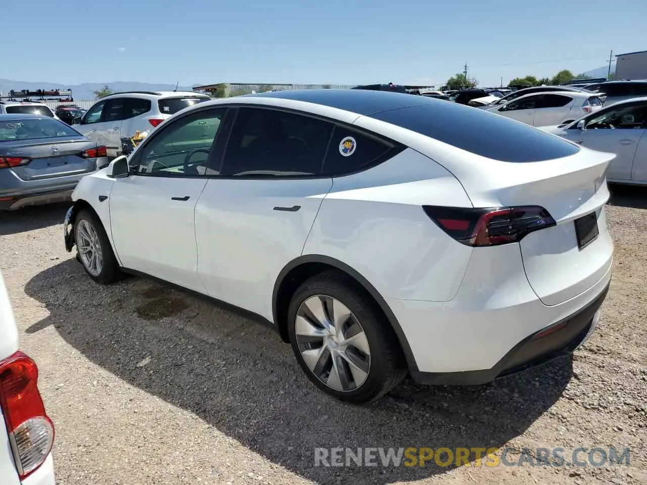 2 Photograph of a damaged car 7SAYGDEE3RA278884 TESLA MODEL Y 2024