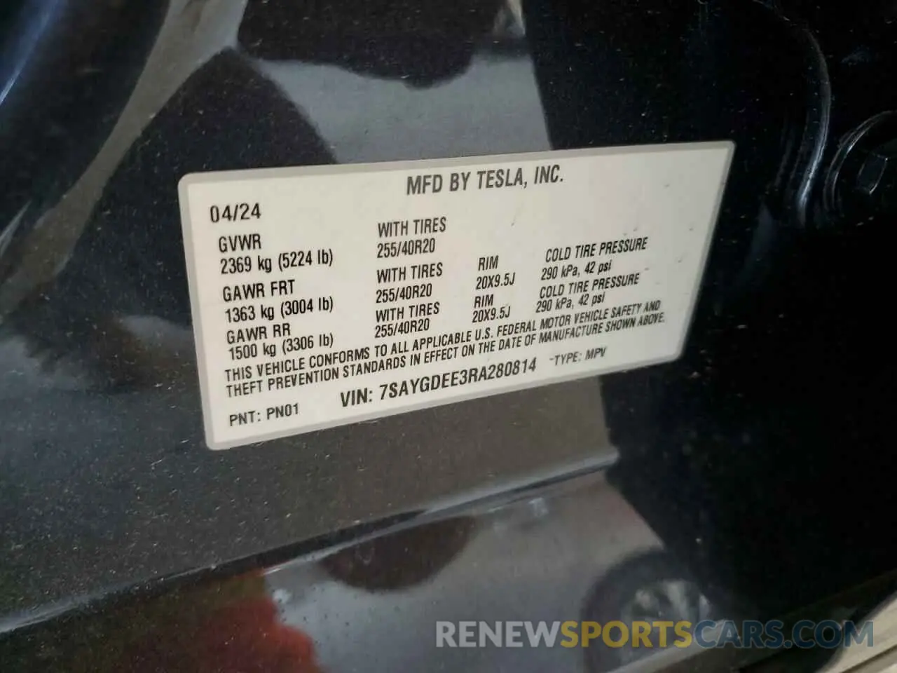 13 Photograph of a damaged car 7SAYGDEE3RA280814 TESLA MODEL Y 2024