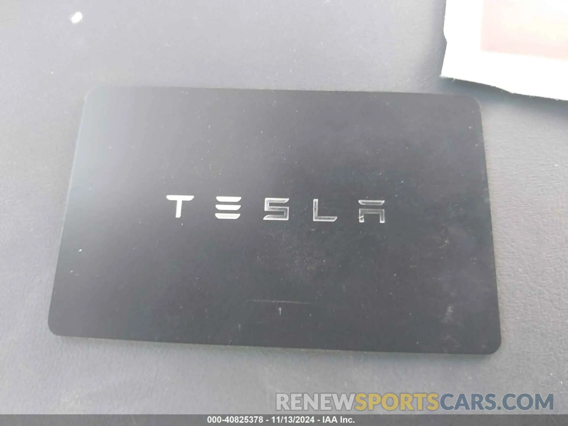 11 Photograph of a damaged car 7SAYGDEE3RA321734 TESLA MODEL Y 2024