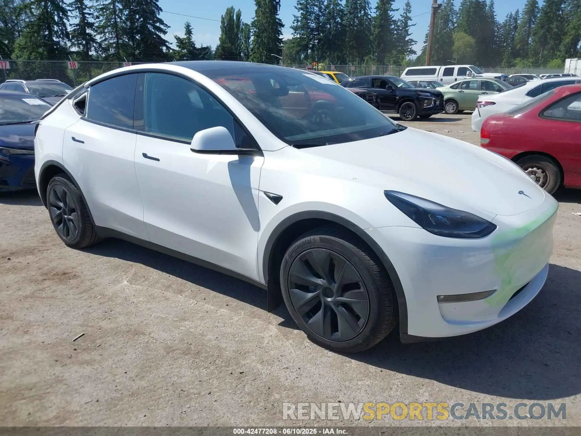 1 Photograph of a damaged car 7SAYGDEE3RF166962 TESLA MODEL Y 2024