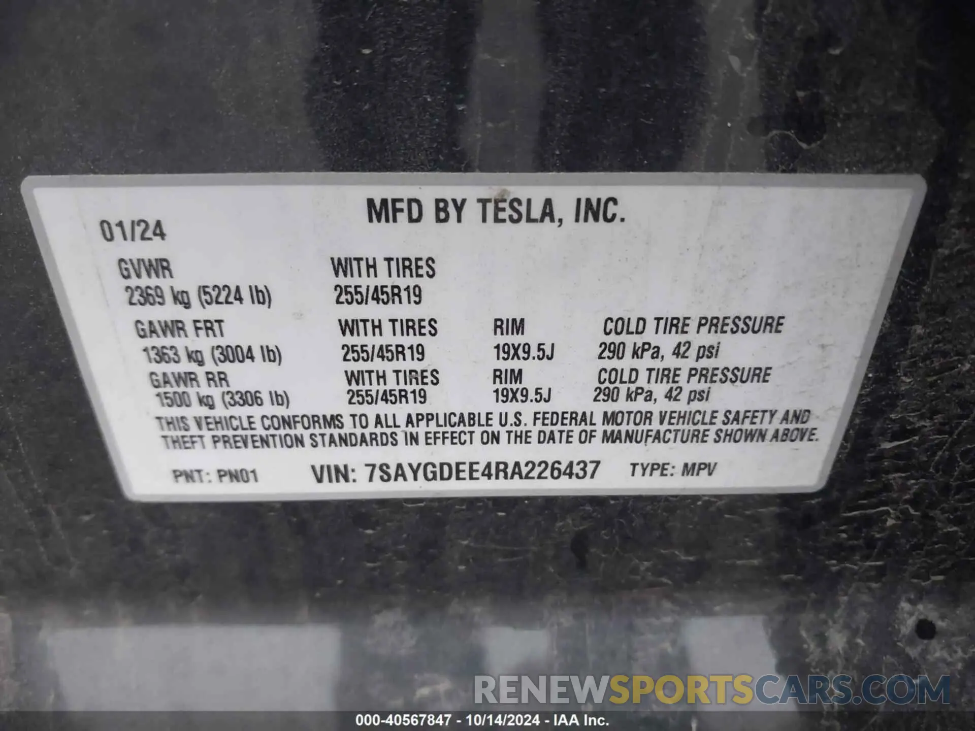 9 Photograph of a damaged car 7SAYGDEE4RA226437 TESLA MODEL Y 2024