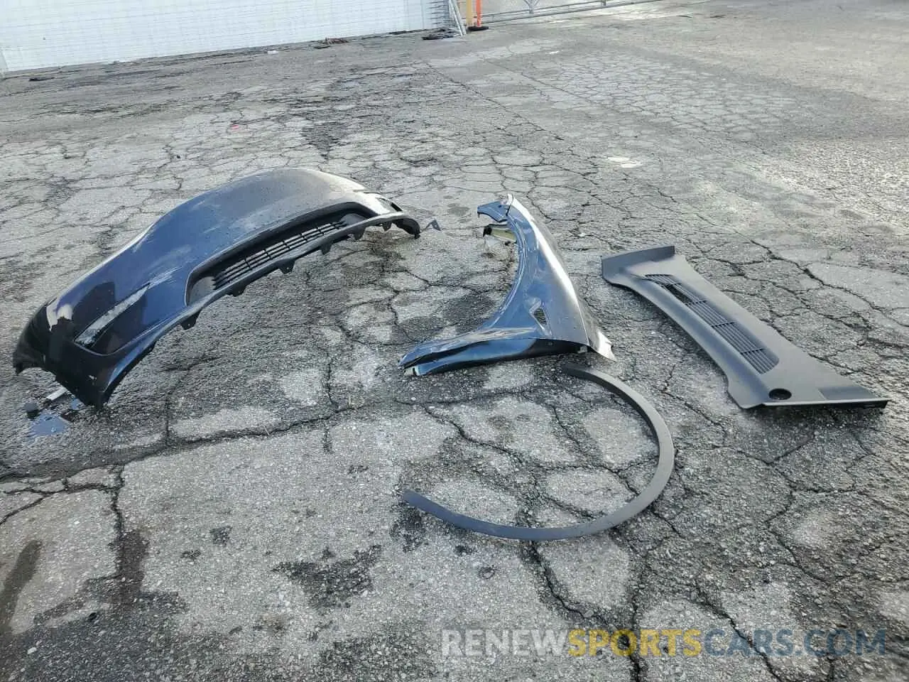 15 Photograph of a damaged car 7SAYGDEE4RA229466 TESLA MODEL Y 2024