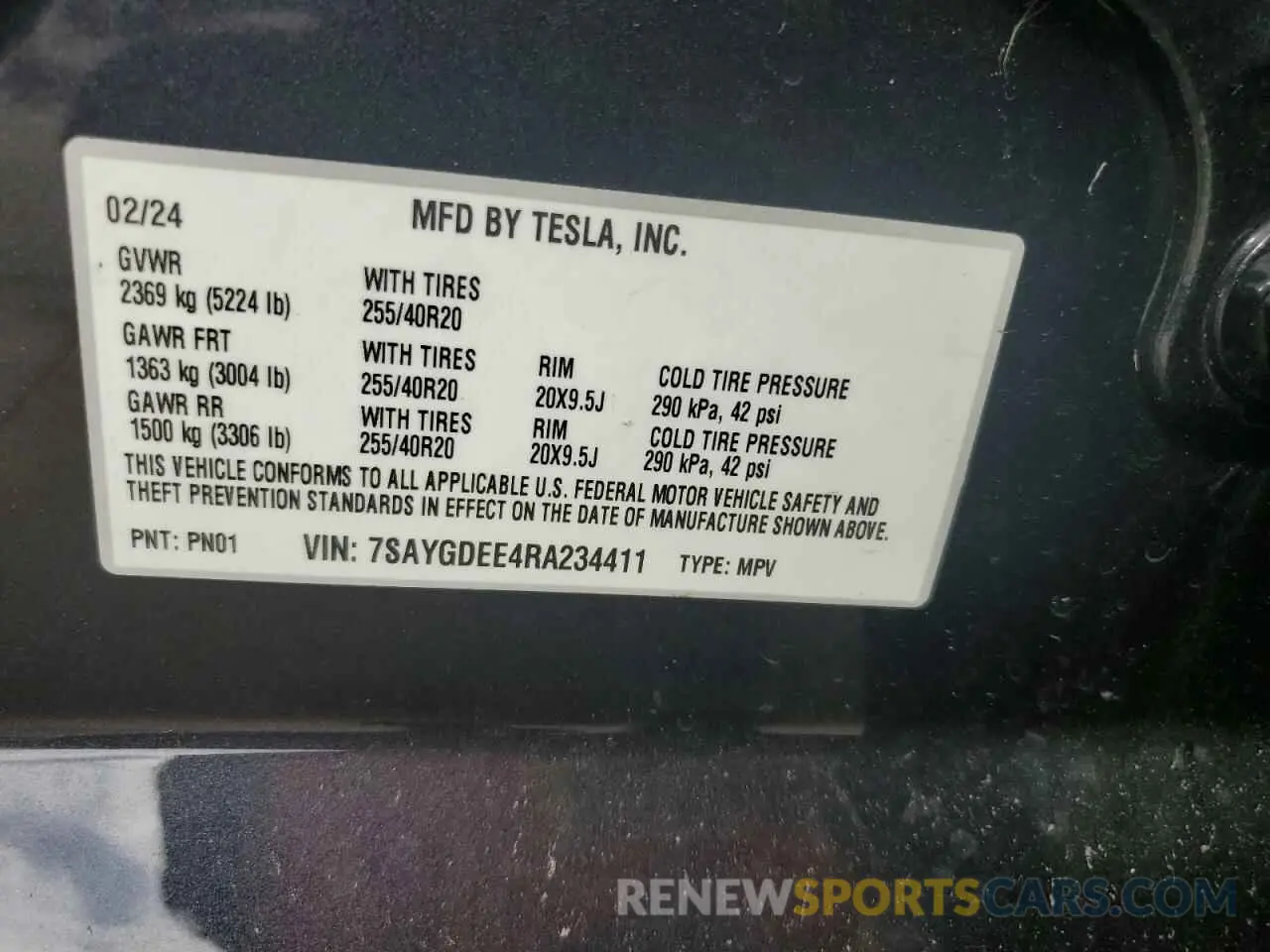 13 Photograph of a damaged car 7SAYGDEE4RA234411 TESLA MODEL Y 2024