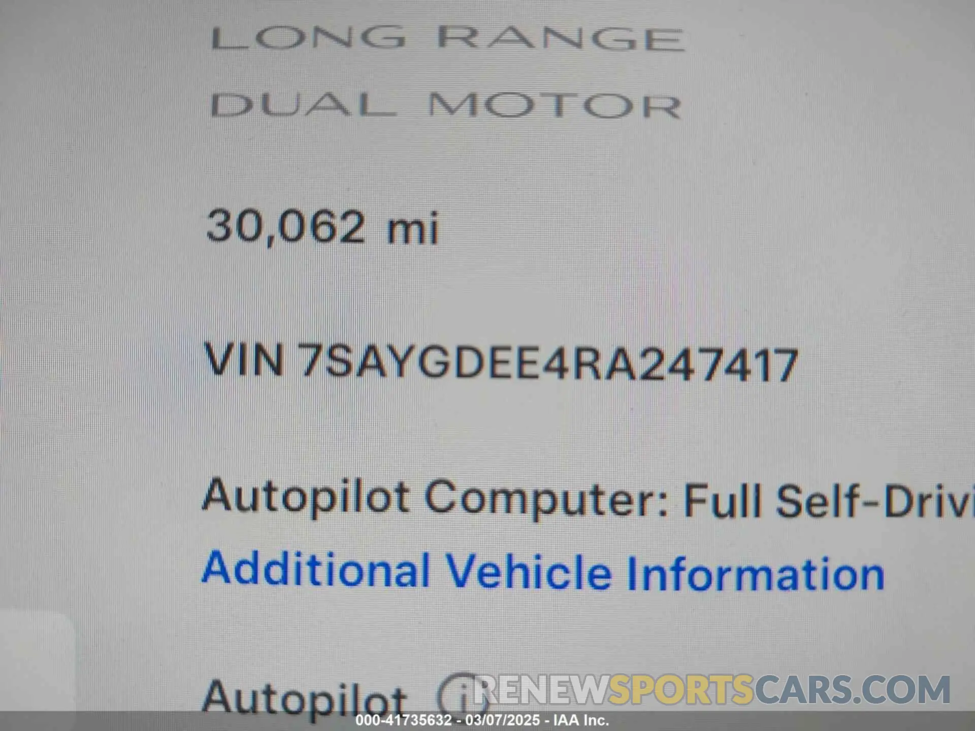 9 Photograph of a damaged car 7SAYGDEE4RA247417 TESLA MODEL Y 2024
