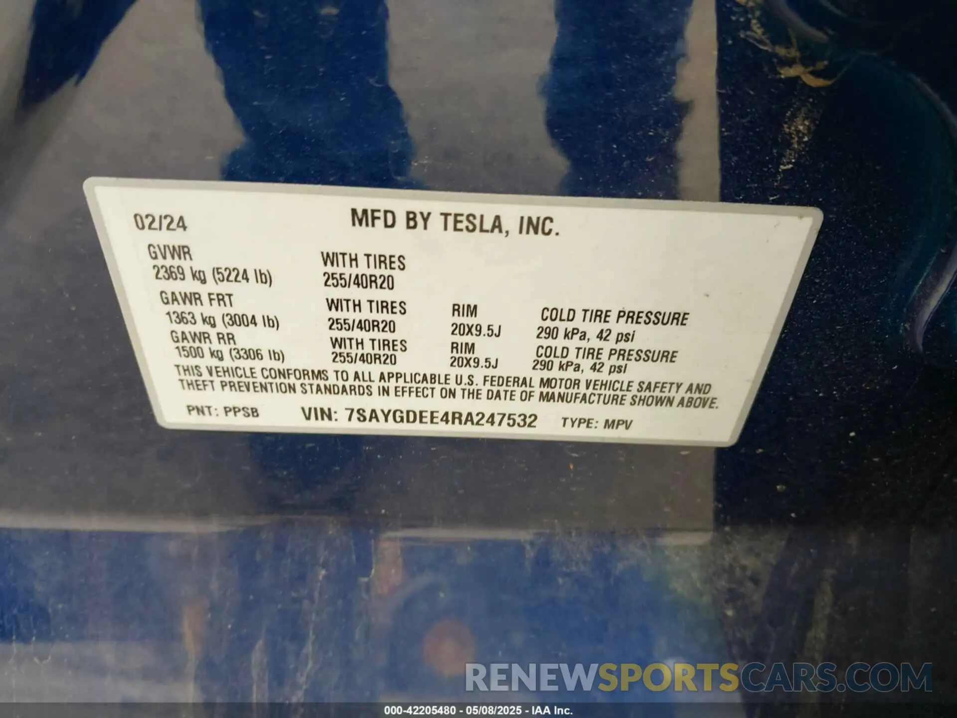 9 Photograph of a damaged car 7SAYGDEE4RA247532 TESLA MODEL Y 2024