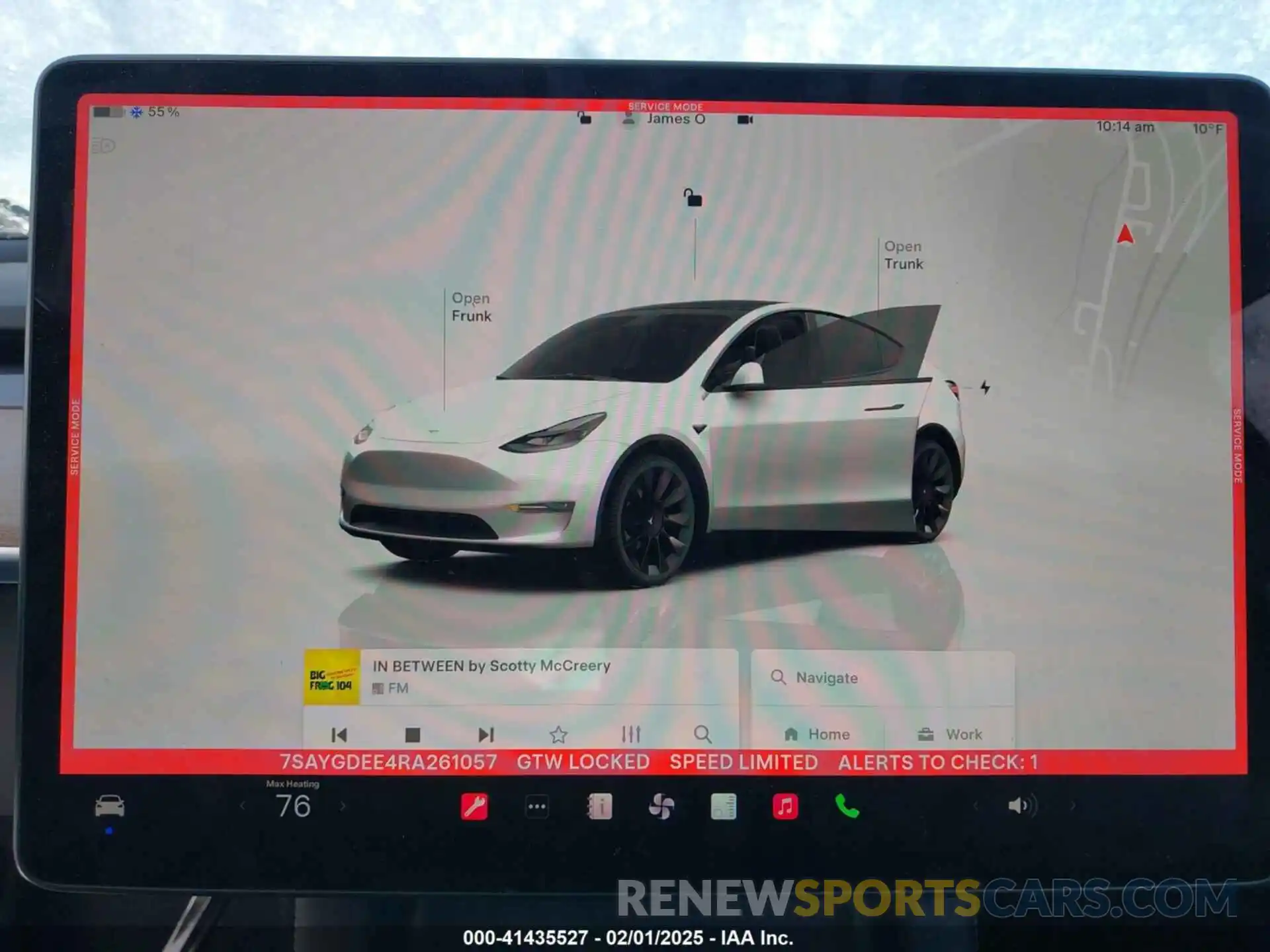 18 Photograph of a damaged car 7SAYGDEE4RA261057 TESLA MODEL Y 2024