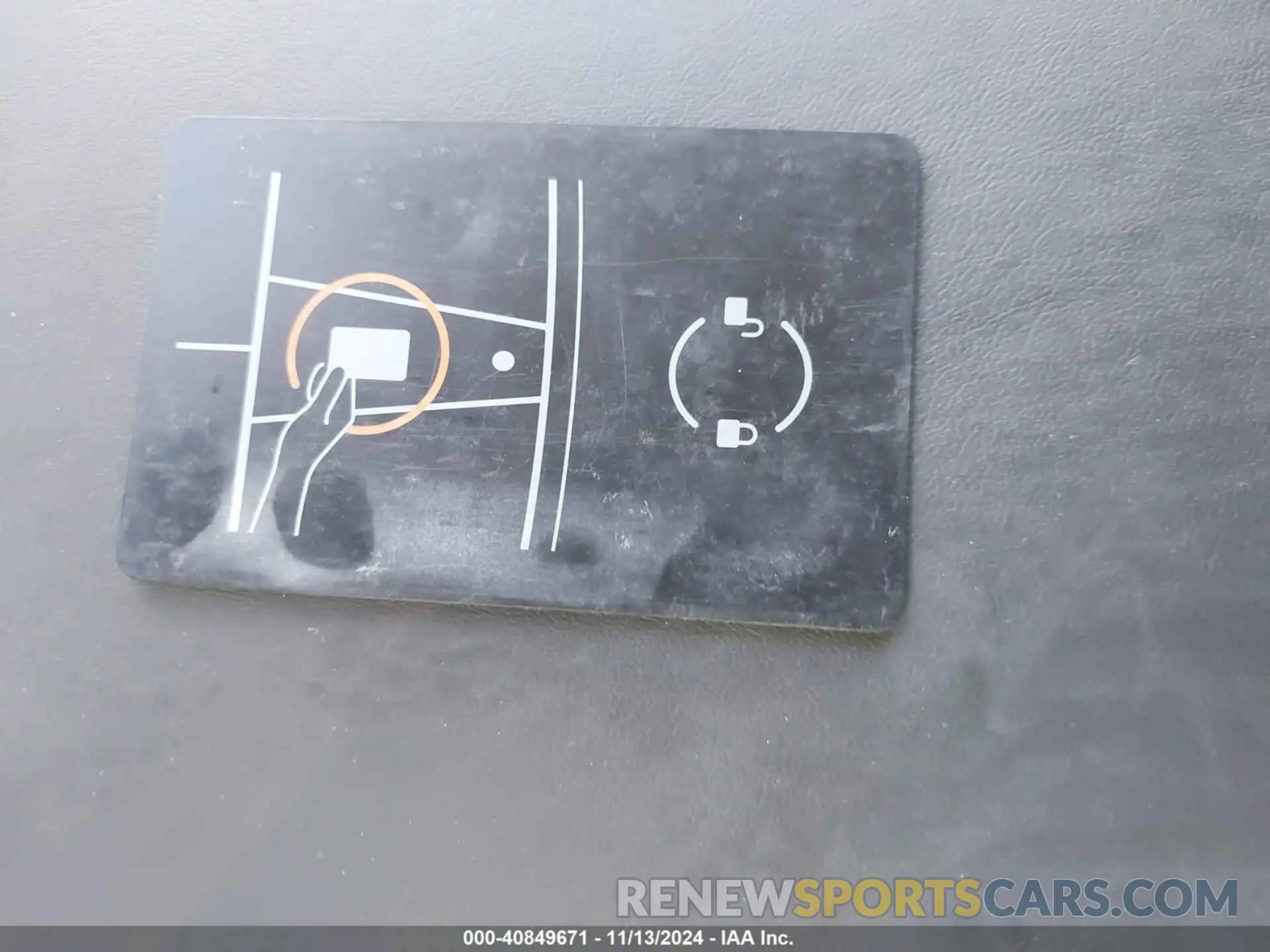11 Photograph of a damaged car 7SAYGDEE4RA278182 TESLA MODEL Y 2024