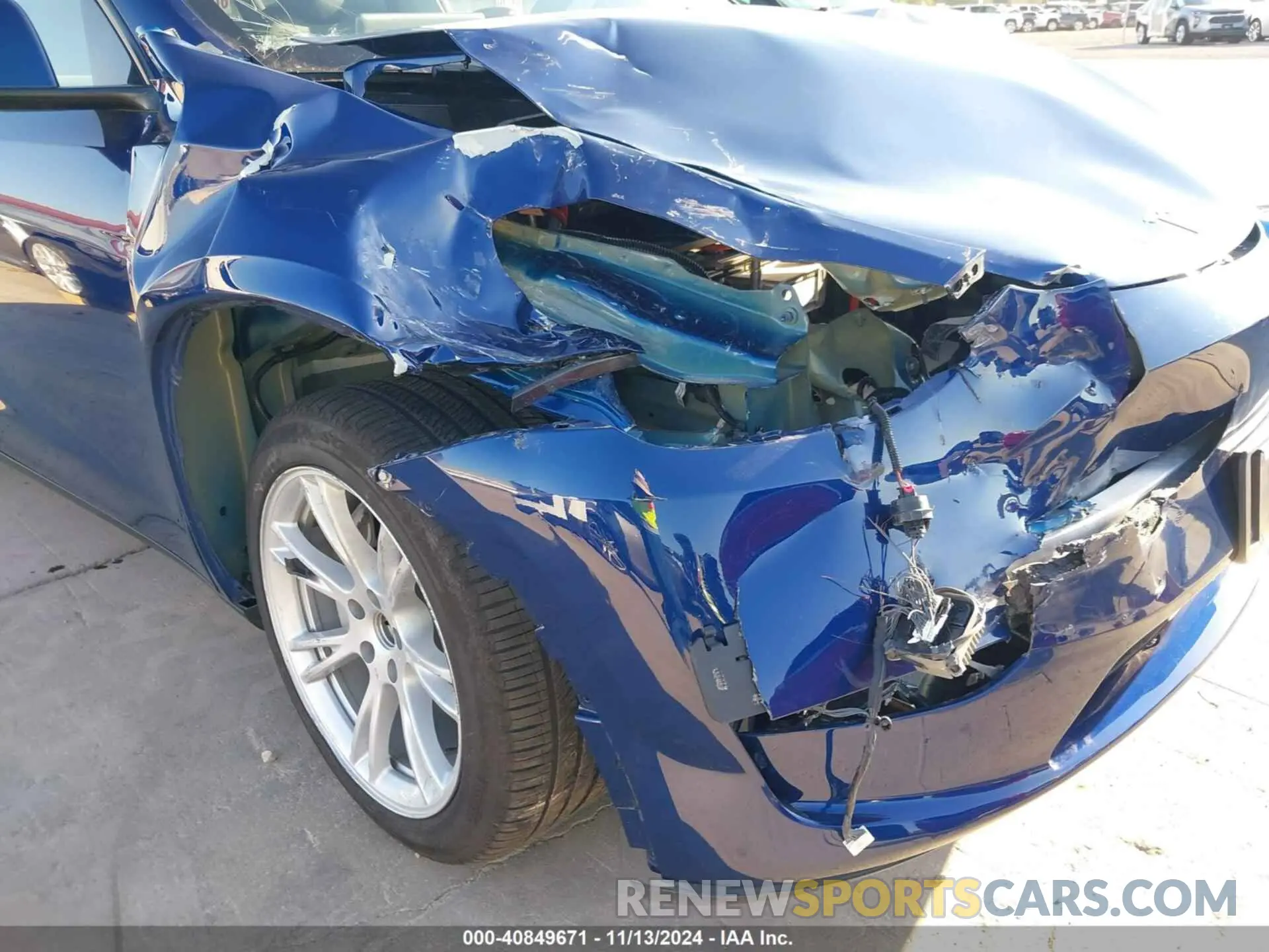 6 Photograph of a damaged car 7SAYGDEE4RA278182 TESLA MODEL Y 2024