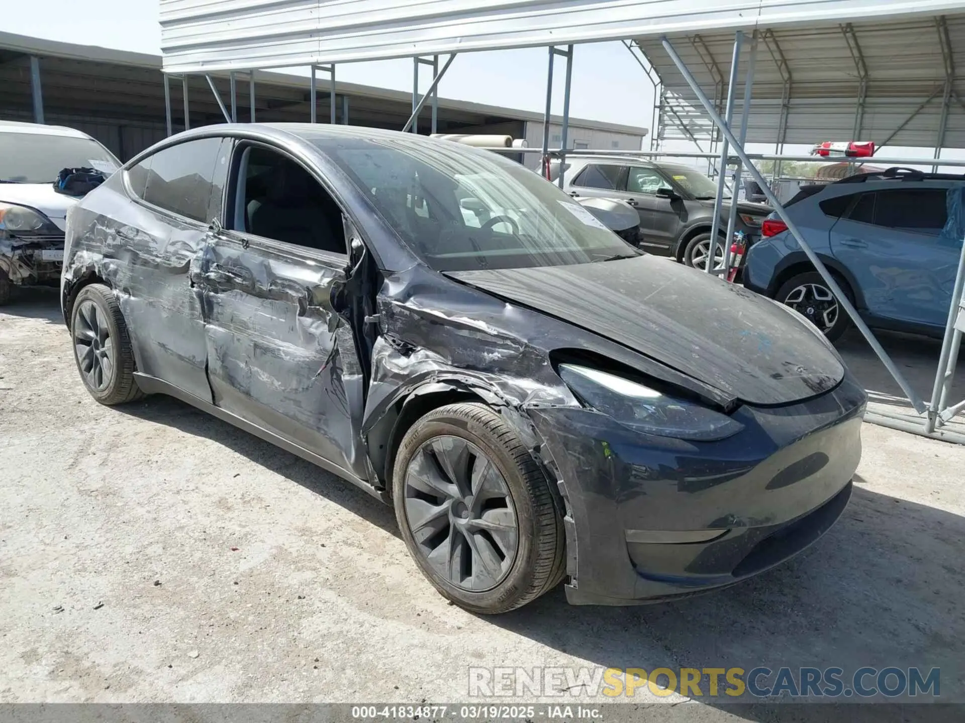 1 Photograph of a damaged car 7SAYGDEE4RA299775 TESLA MODEL Y 2024