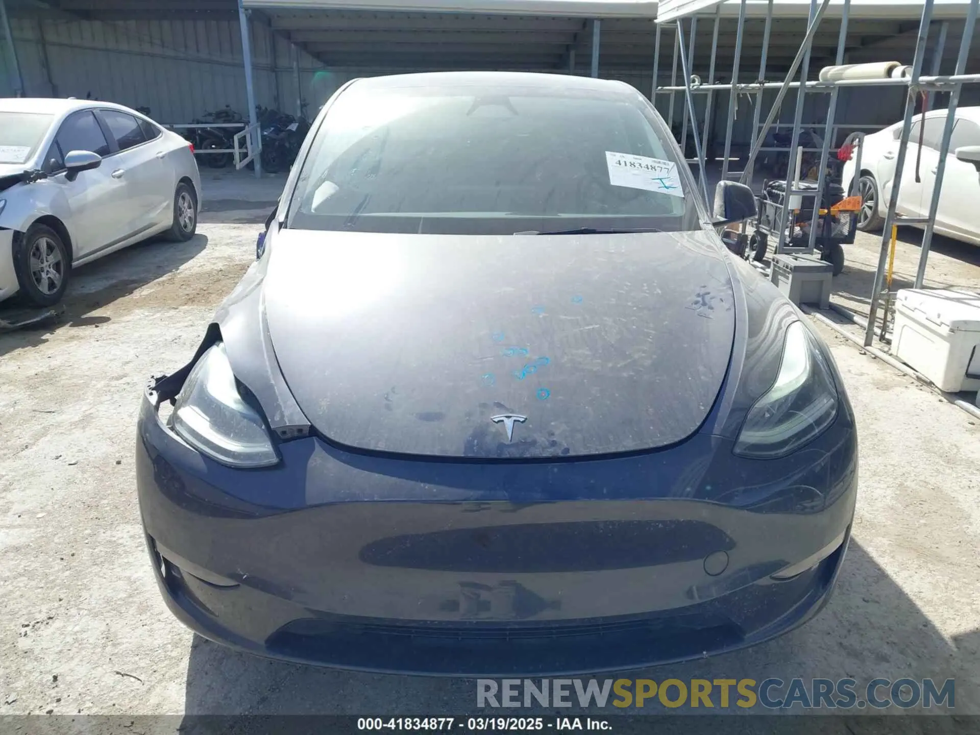 12 Photograph of a damaged car 7SAYGDEE4RA299775 TESLA MODEL Y 2024