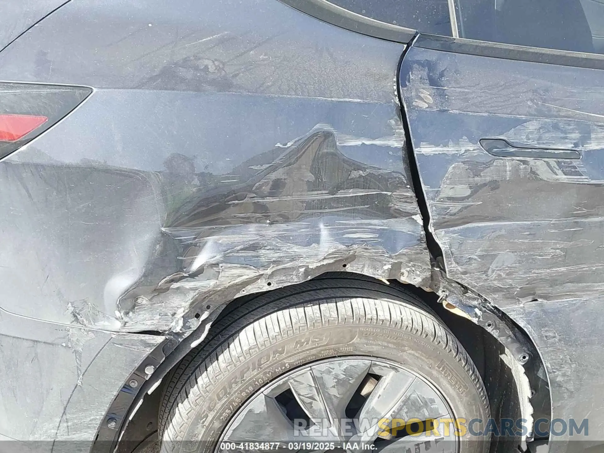 6 Photograph of a damaged car 7SAYGDEE4RA299775 TESLA MODEL Y 2024