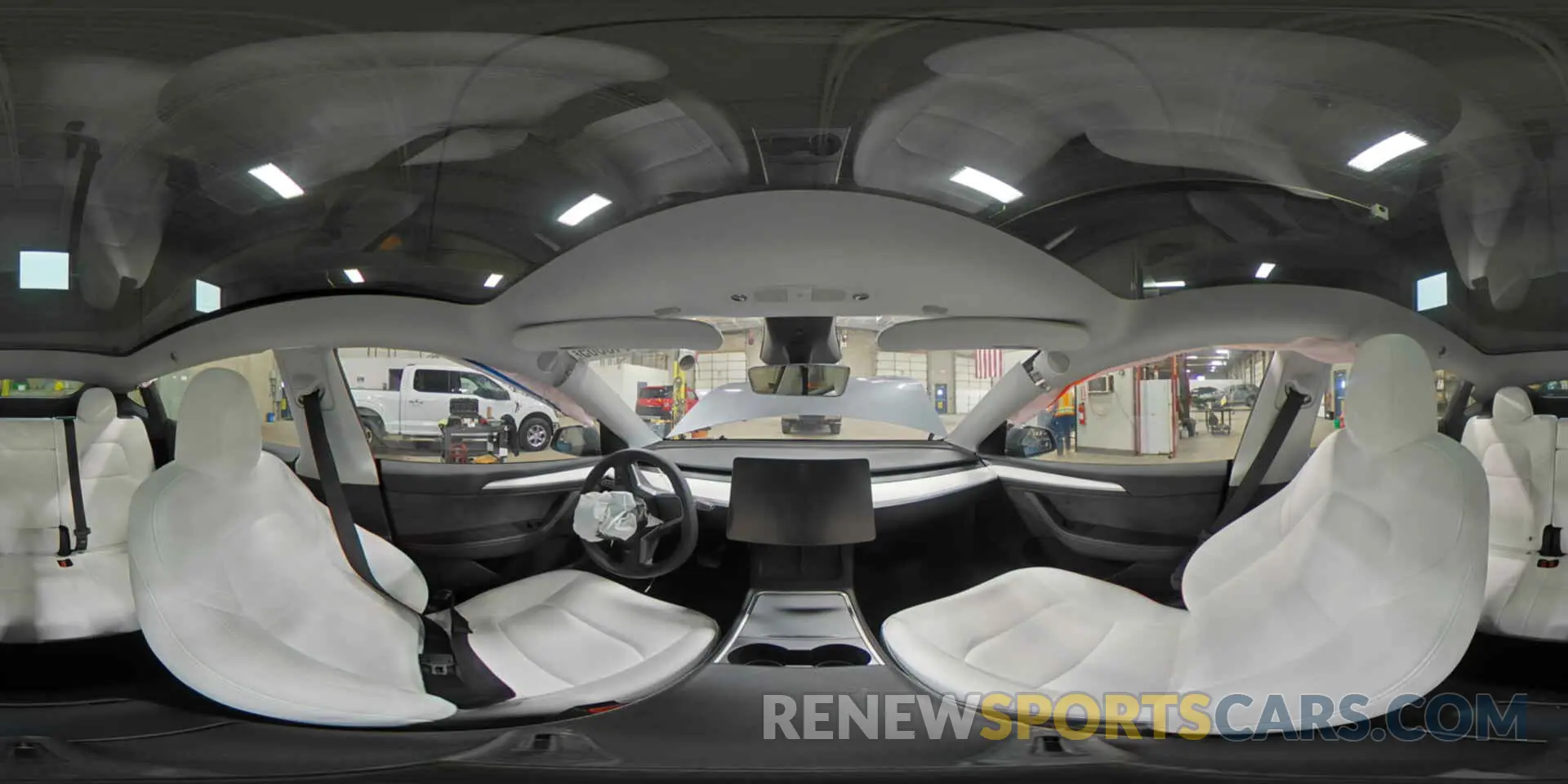 13 Photograph of a damaged car 7SAYGDEE4RA318180 TESLA MODEL Y 2024