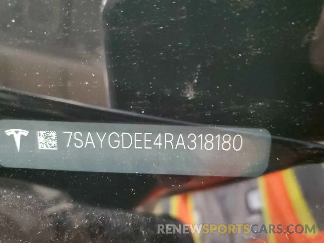 15 Photograph of a damaged car 7SAYGDEE4RA318180 TESLA MODEL Y 2024