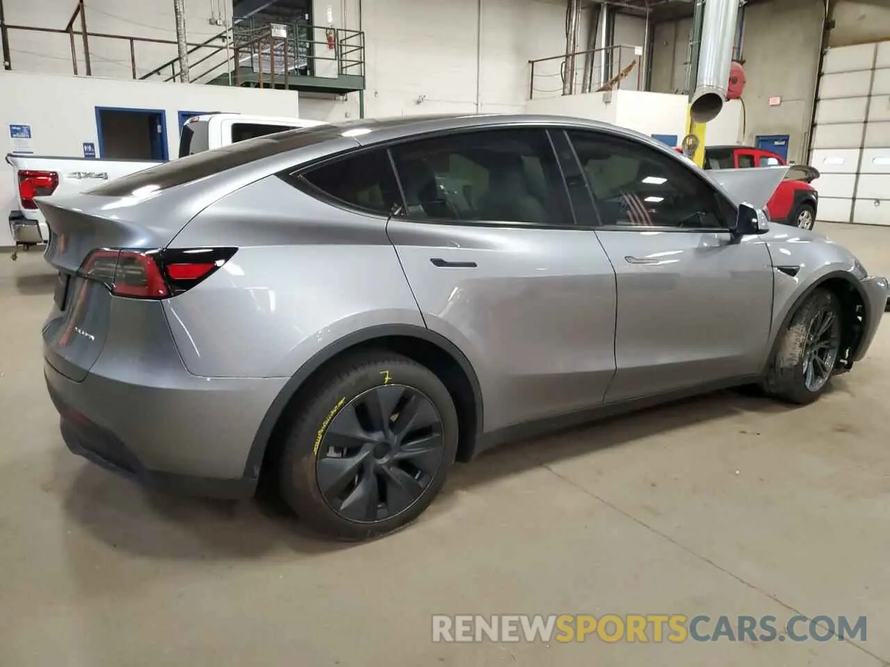 3 Photograph of a damaged car 7SAYGDEE4RA318180 TESLA MODEL Y 2024