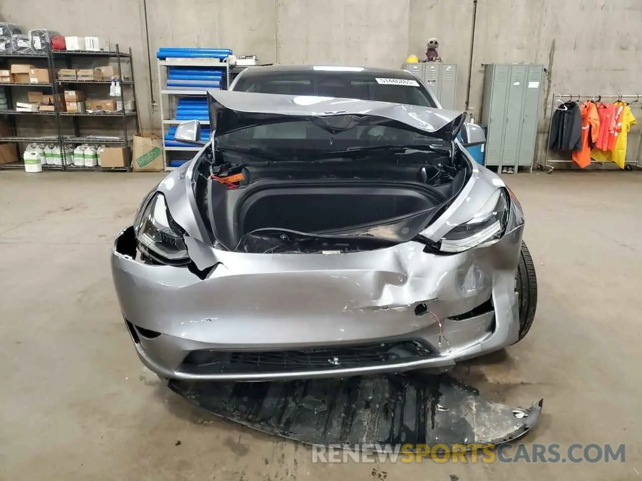 5 Photograph of a damaged car 7SAYGDEE4RA318180 TESLA MODEL Y 2024