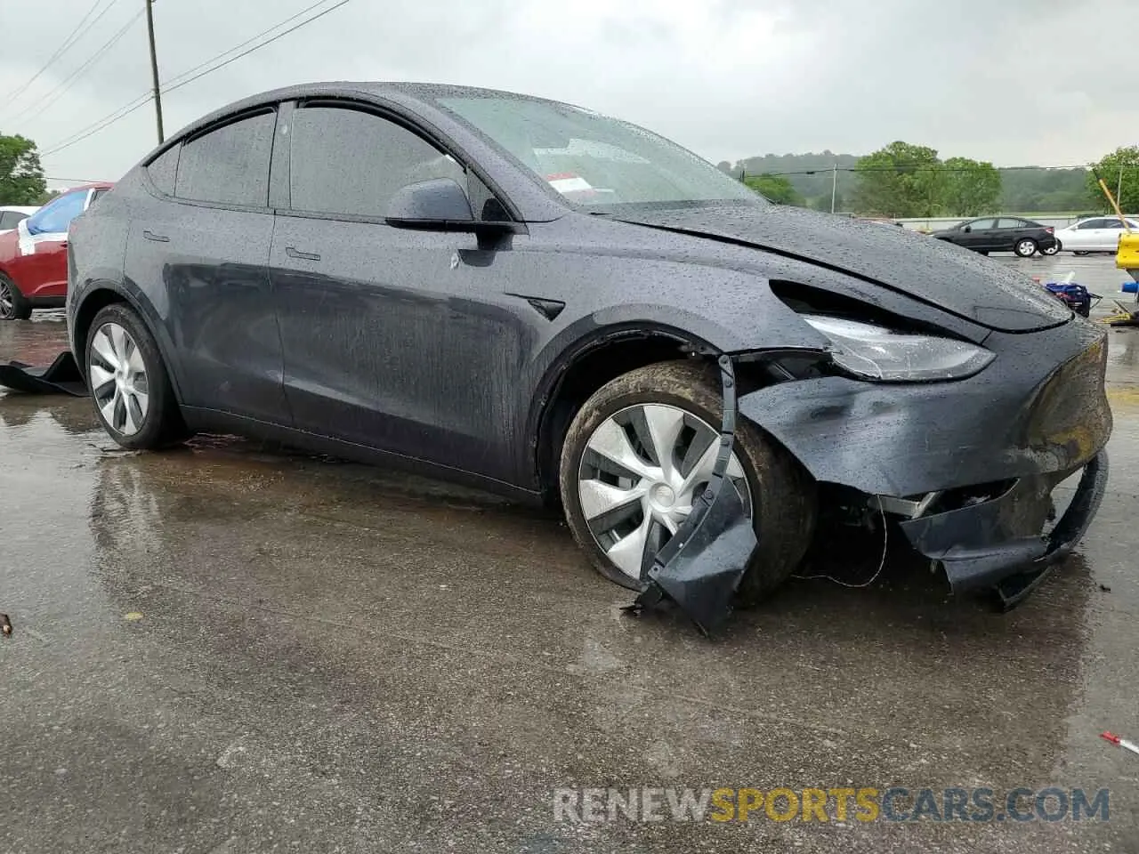 4 Photograph of a damaged car 7SAYGDEE4RF060469 TESLA MODEL Y 2024