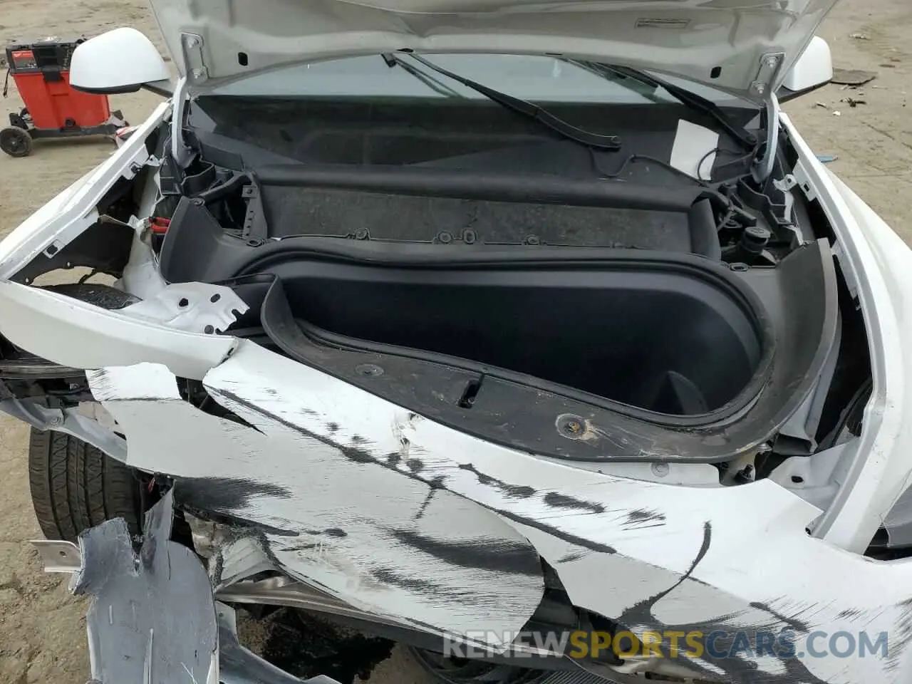 12 Photograph of a damaged car 7SAYGDEE4RF070760 TESLA MODEL Y 2024