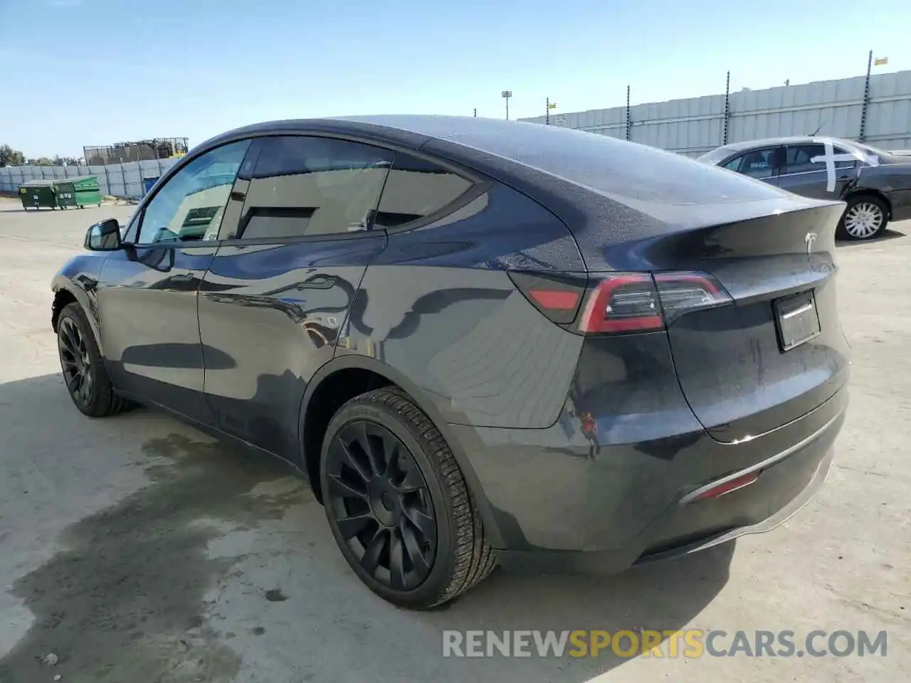 2 Photograph of a damaged car 7SAYGDEE4RF075988 TESLA MODEL Y 2024