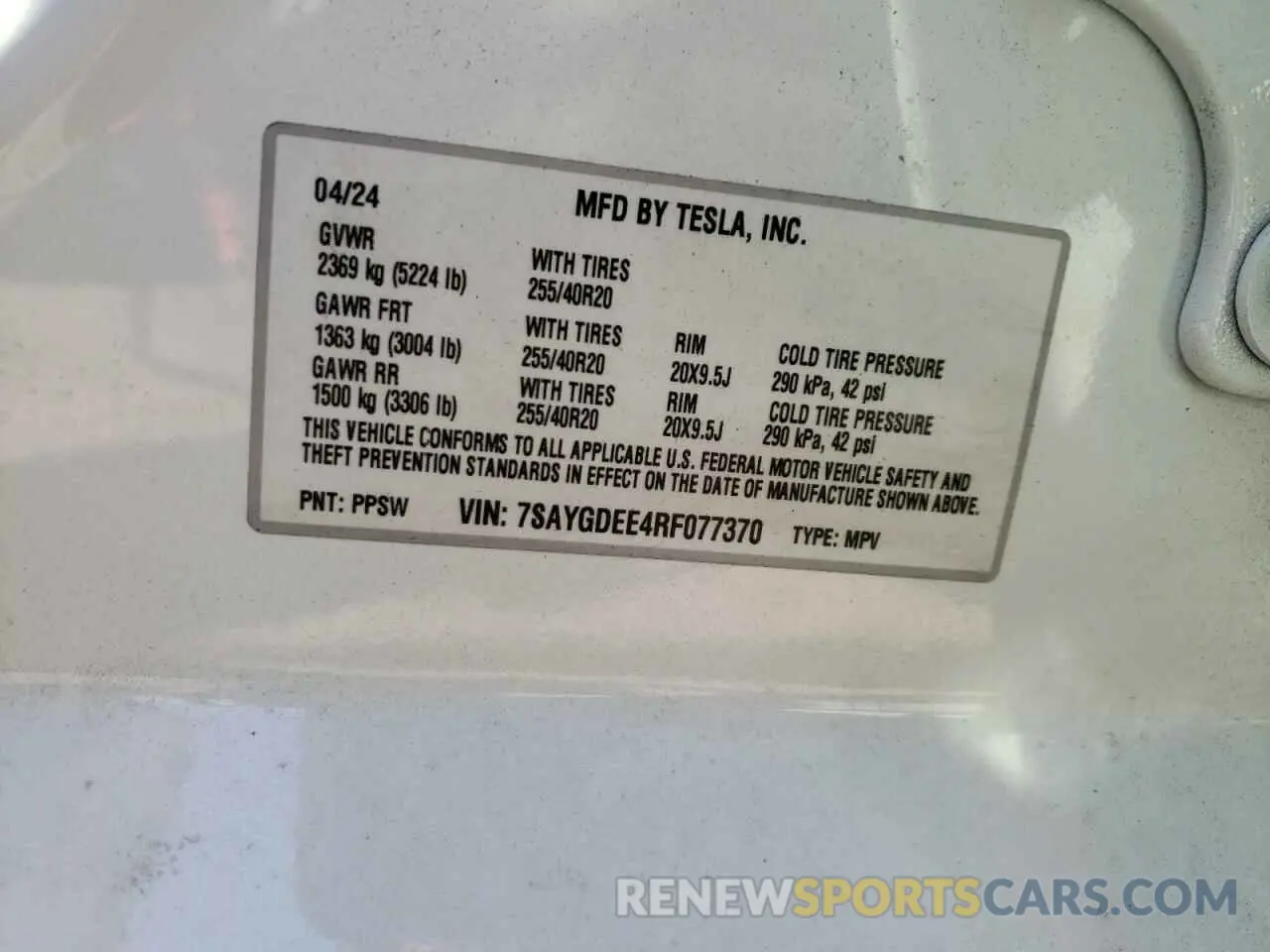 13 Photograph of a damaged car 7SAYGDEE4RF077370 TESLA MODEL Y 2024