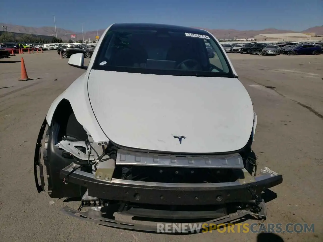 5 Photograph of a damaged car 7SAYGDEE4RF077370 TESLA MODEL Y 2024