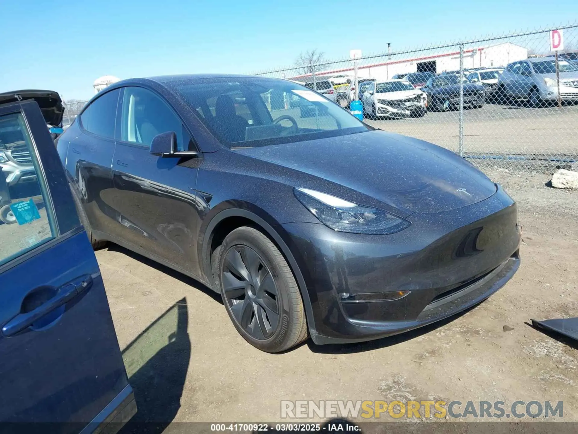 1 Photograph of a damaged car 7SAYGDEE4RF149457 TESLA MODEL Y 2024