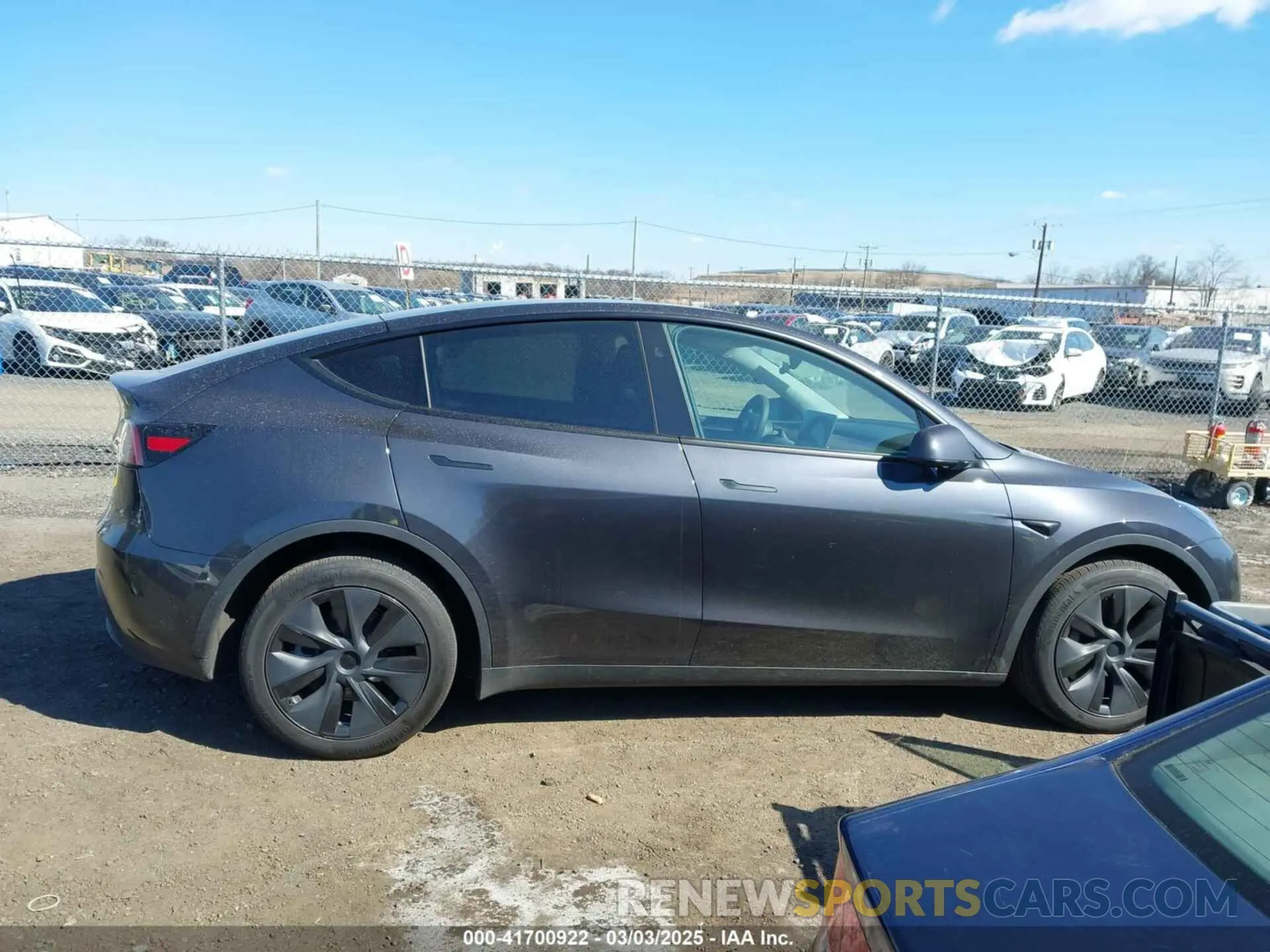 13 Photograph of a damaged car 7SAYGDEE4RF149457 TESLA MODEL Y 2024