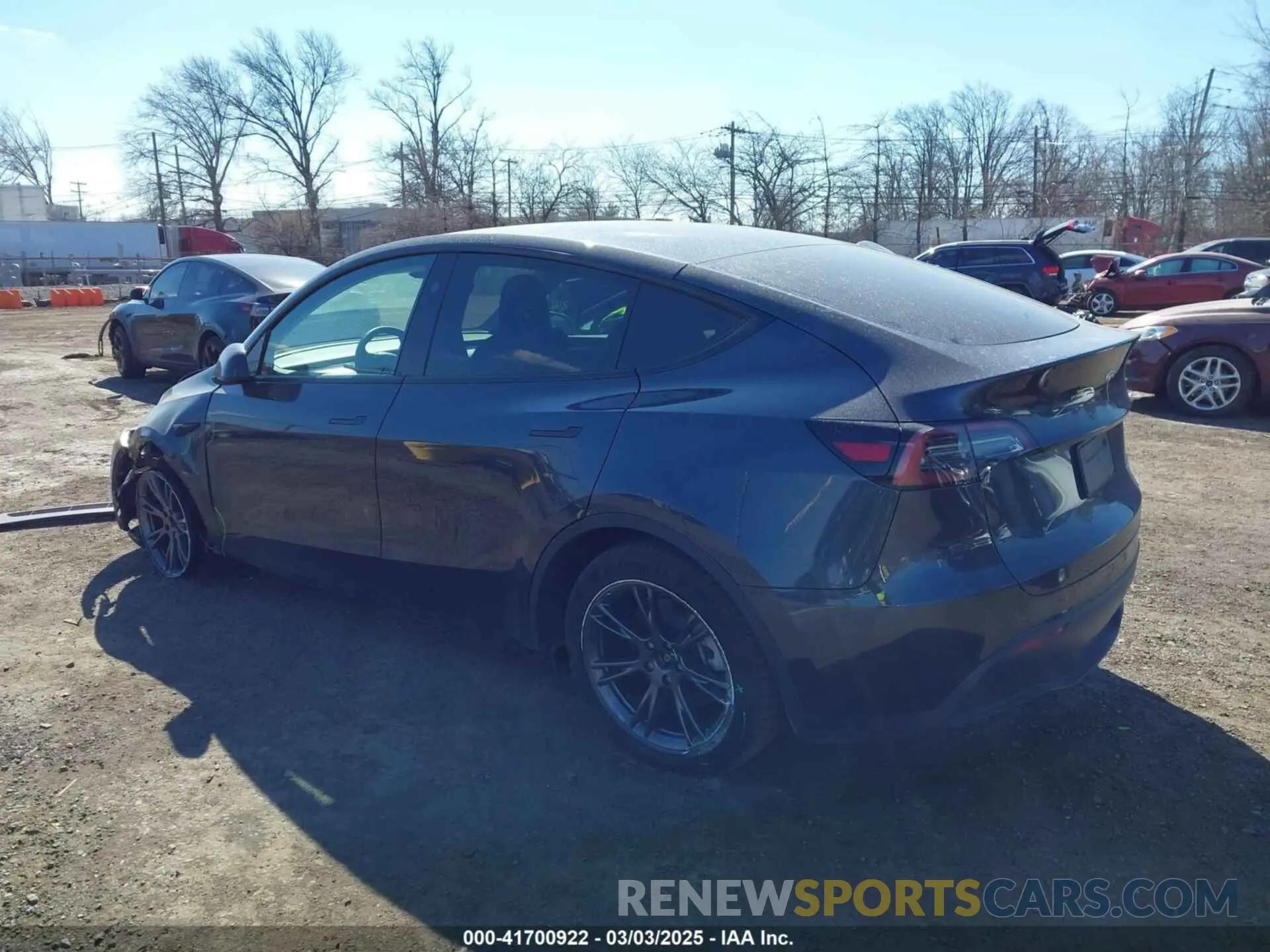 3 Photograph of a damaged car 7SAYGDEE4RF149457 TESLA MODEL Y 2024