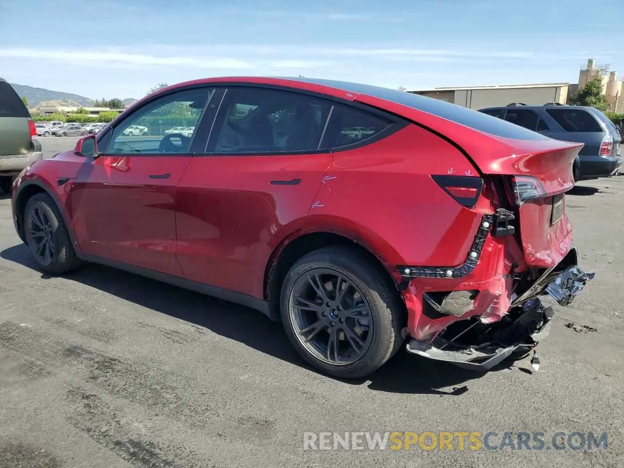 2 Photograph of a damaged car 7SAYGDEE4RF156411 TESLA MODEL Y 2024