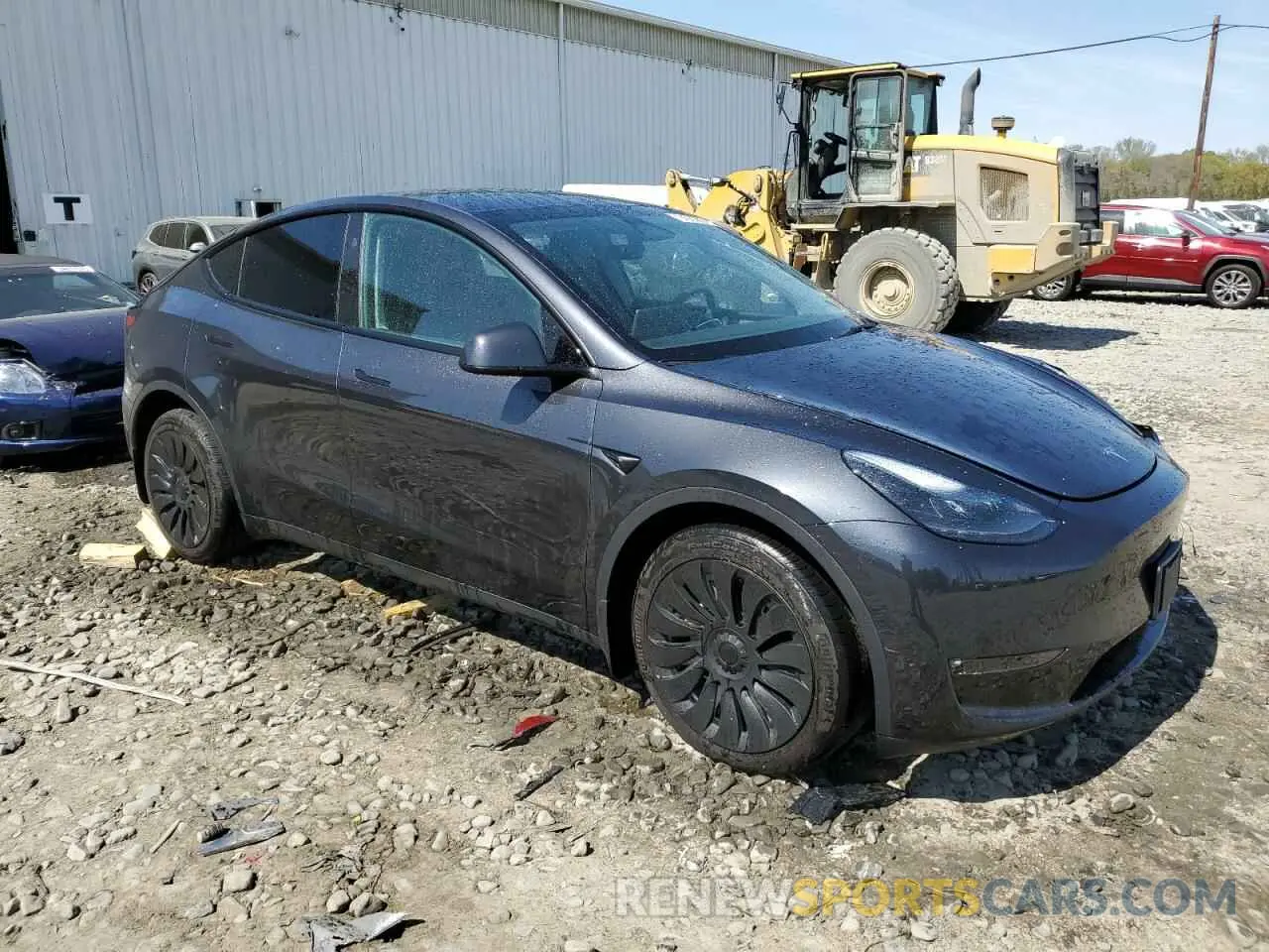 4 Photograph of a damaged car 7SAYGDEE4RF990274 TESLA MODEL Y 2024