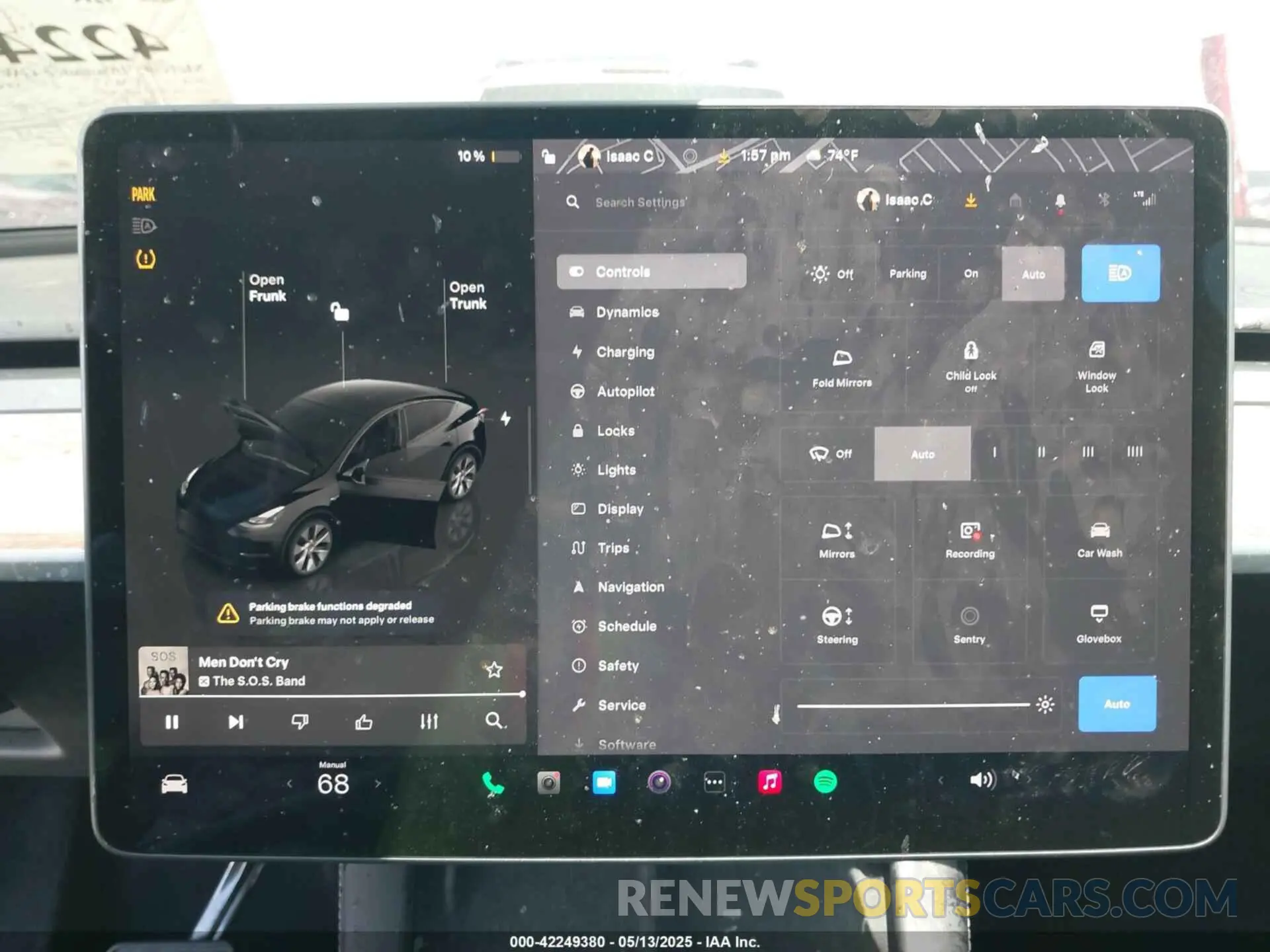 18 Photograph of a damaged car 7SAYGDEE5RA220193 TESLA MODEL Y 2024